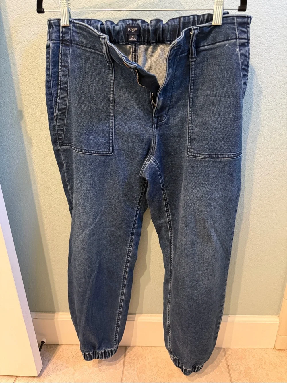 J. Crew Women’s Blue Denim Jogger Jeans 30 like new